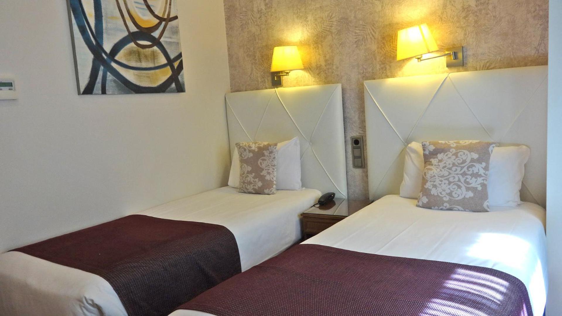 Hotel Lloret Ramblas Barcellona Esterno foto