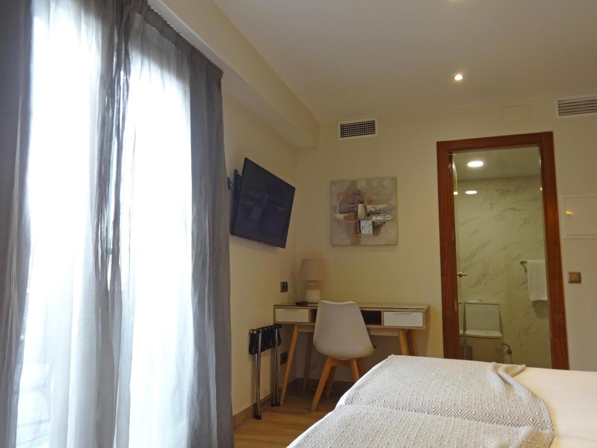 Hotel Lloret Ramblas Barcellona Esterno foto