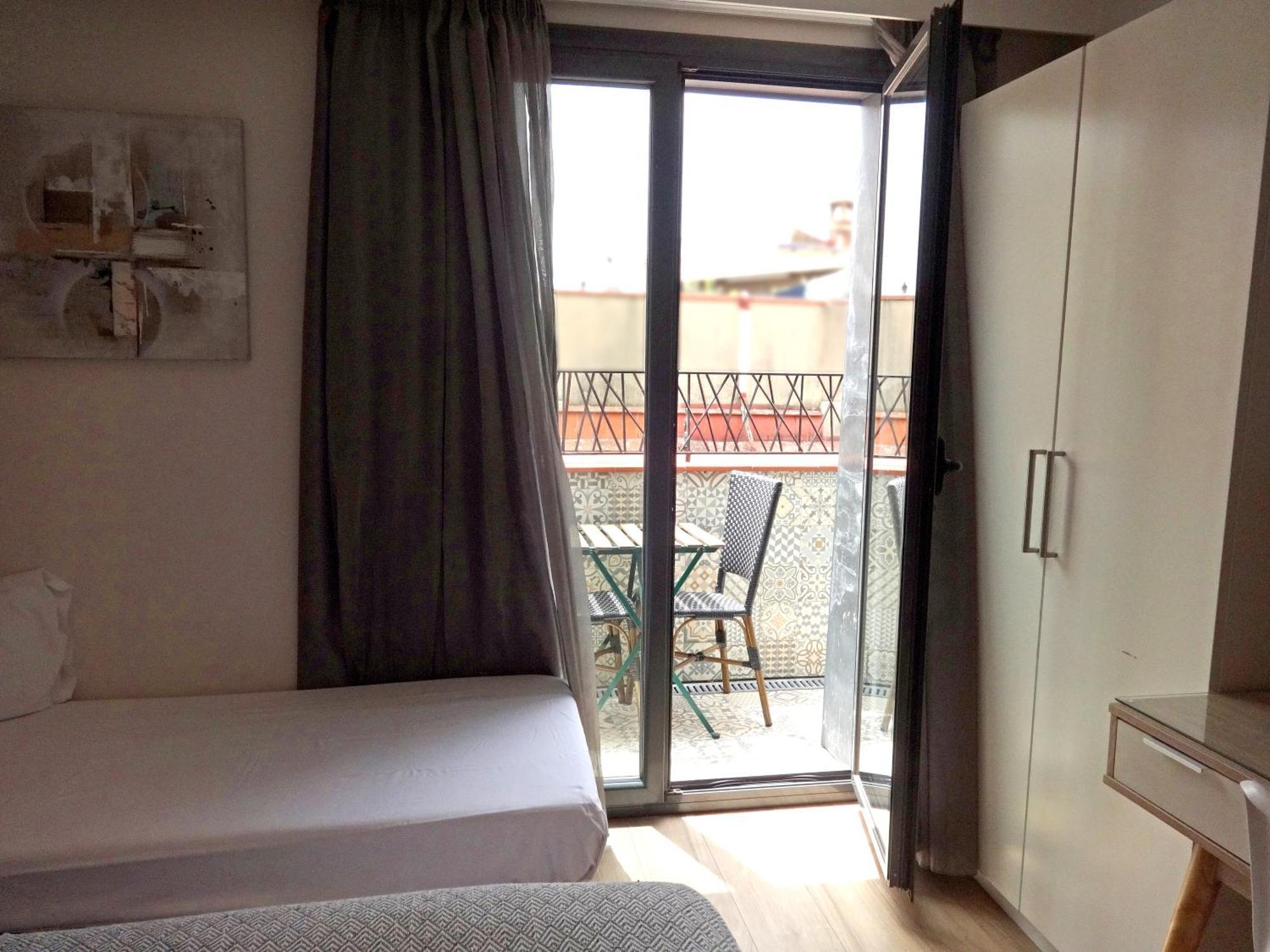 Hotel Lloret Ramblas Barcellona Esterno foto