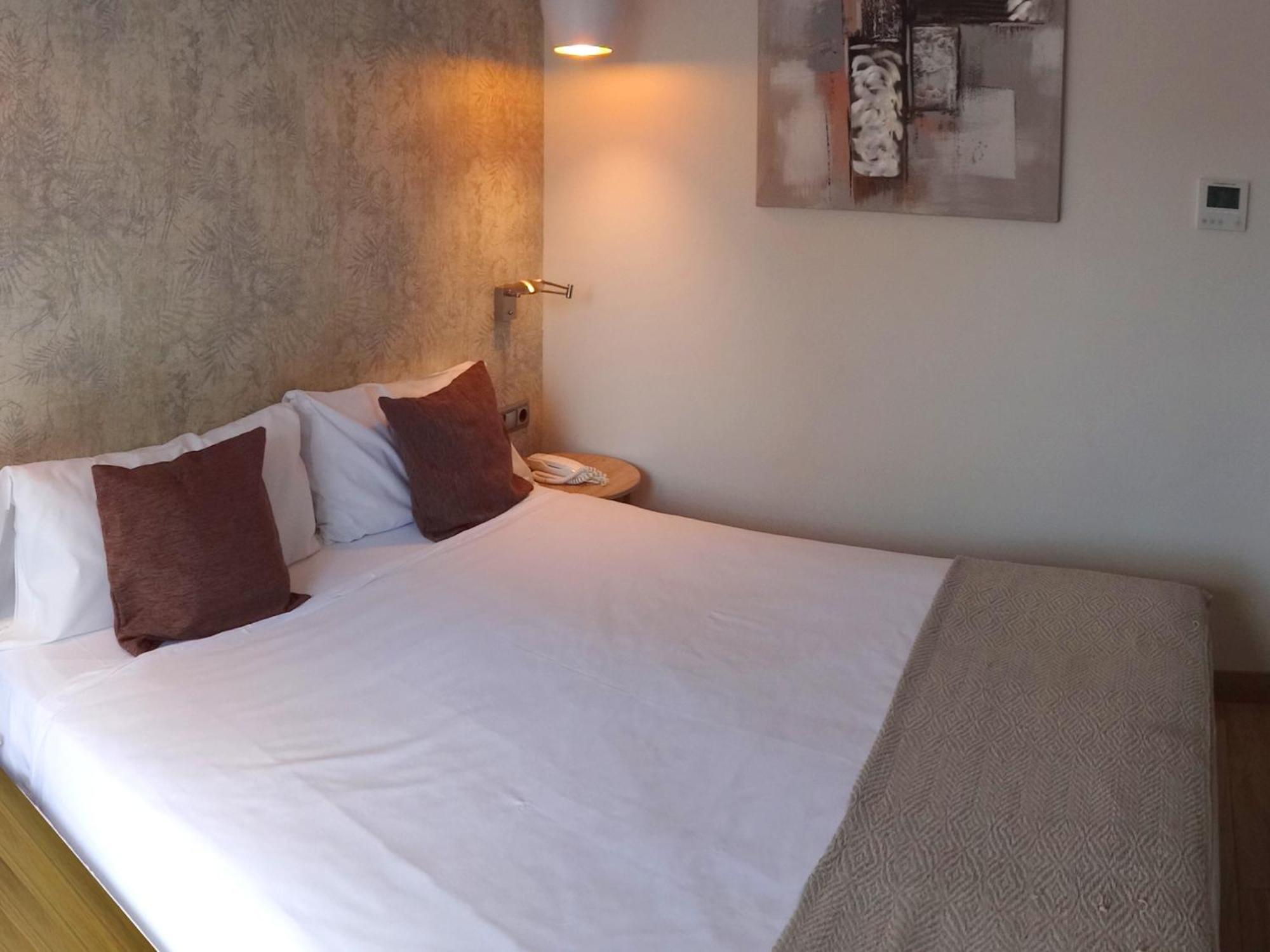 Hotel Lloret Ramblas Barcellona Esterno foto