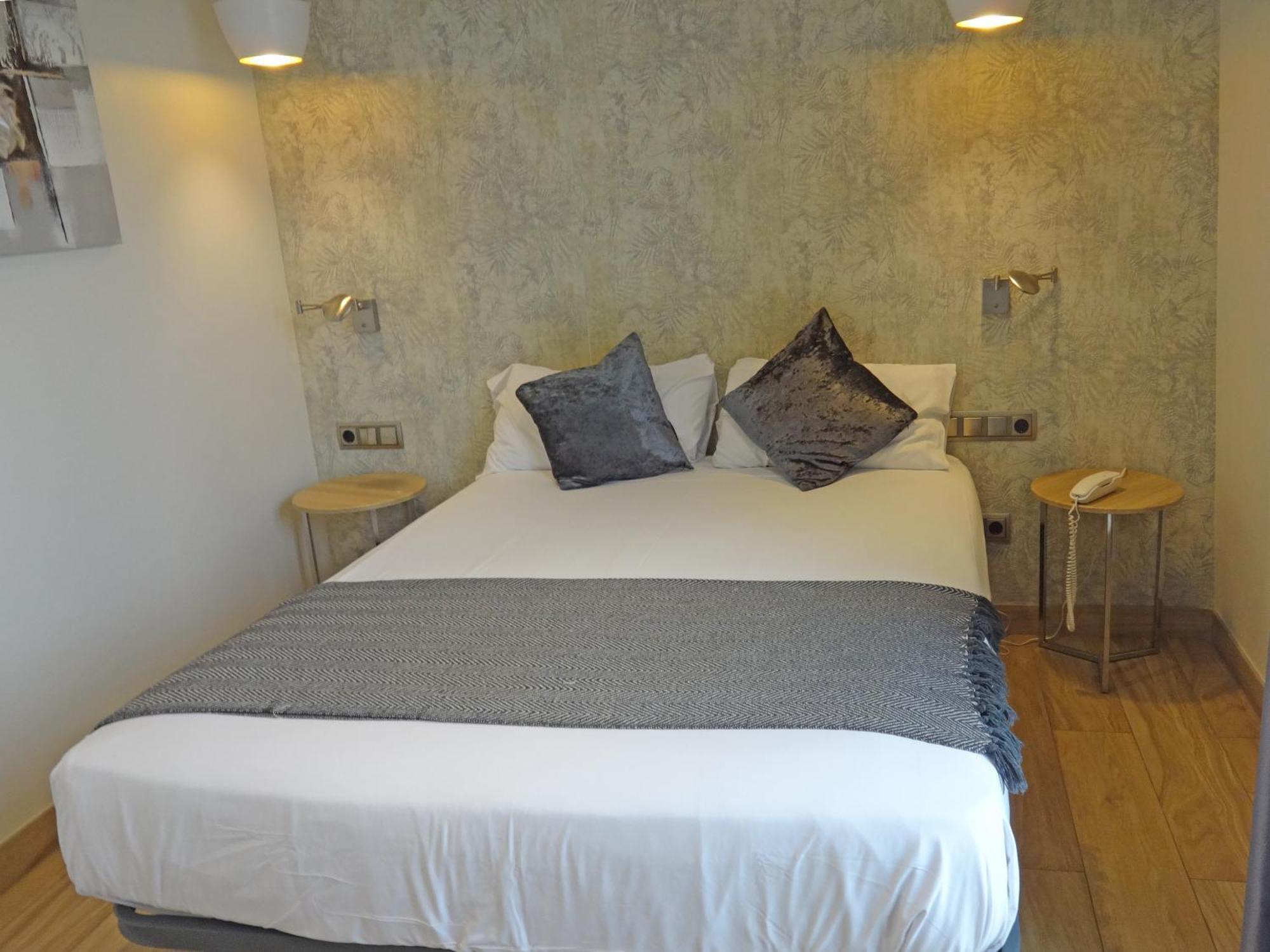 Hotel Lloret Ramblas Barcellona Esterno foto